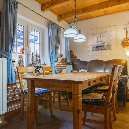 Godewind Haus Wattwurm * Busum