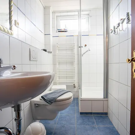 Godewind Haus Wattwurm *